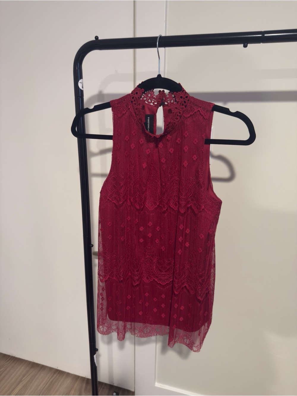 Sleeveless Lace High-Neck Top - Magenta